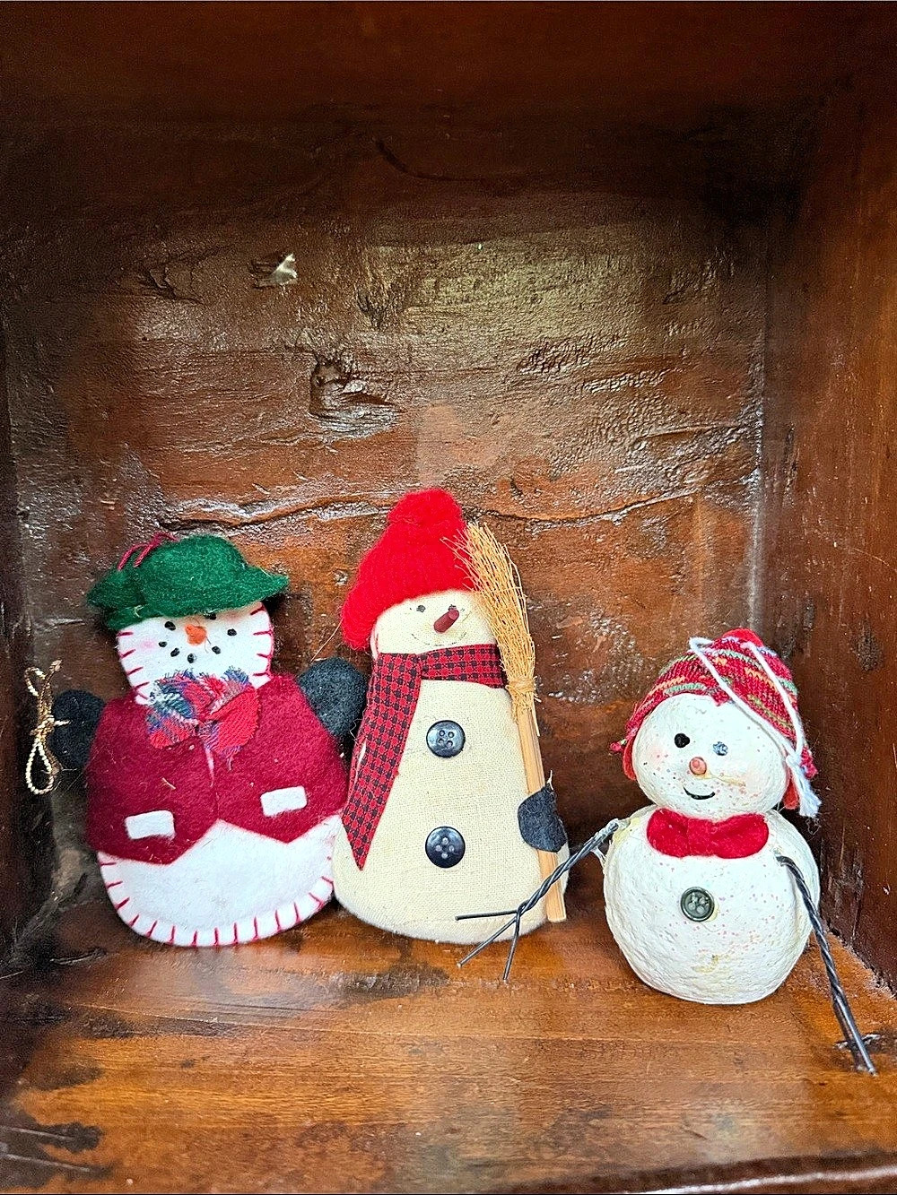 Set of 3 vintage Snowman Ornaments Red & White, Quirky and fun.
